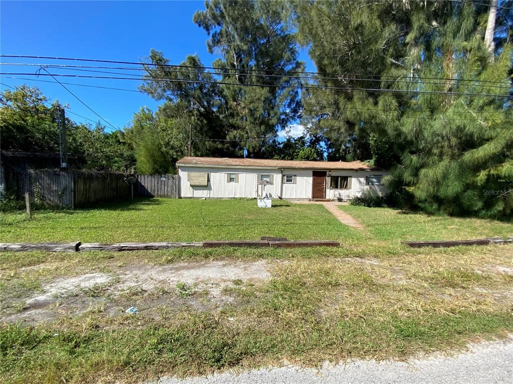 12260 LAND STREET LARGO, FL 33773
