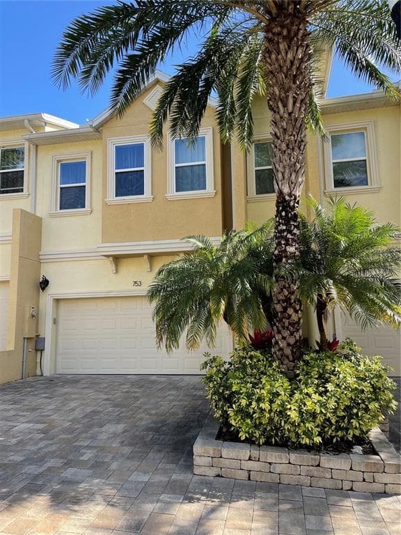 753 GRAND CYPRESS LANE TARPON SPRINGS, FL 34689
