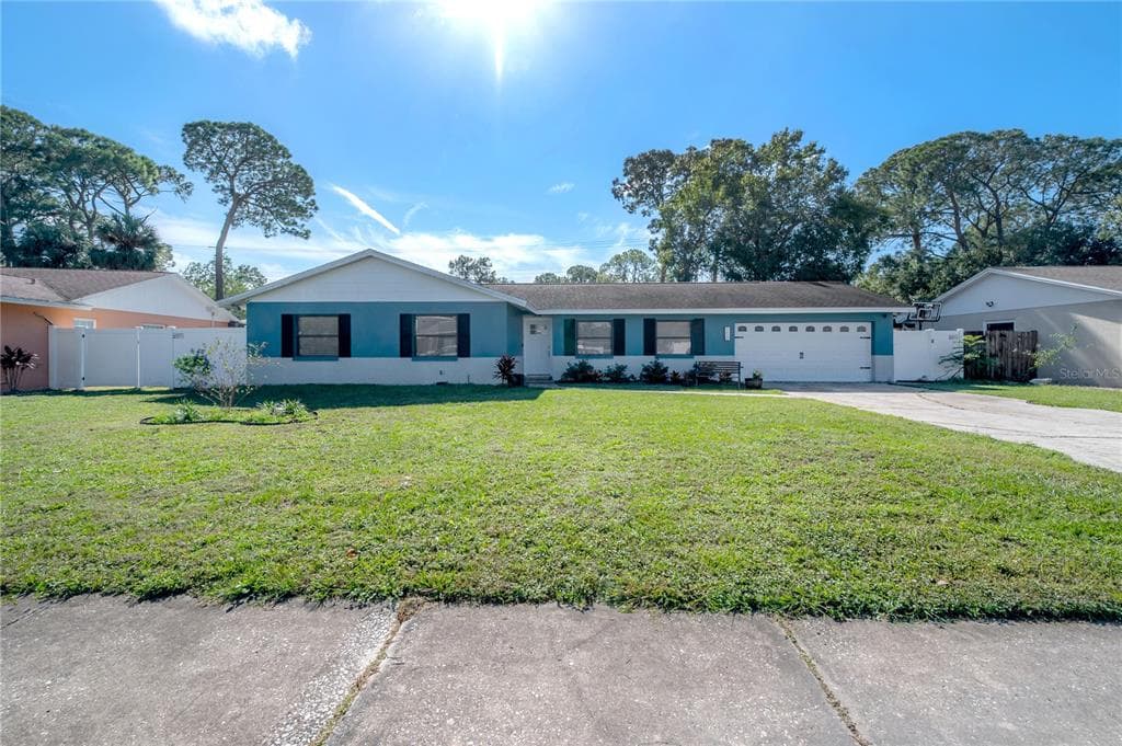 7712 W POCAHONTAS AVENUE TAMPA, FL 33615