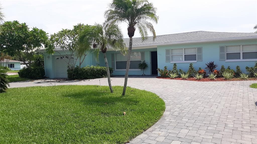 10237 TARPON DRIVE TREASURE ISLAND, FL 33706