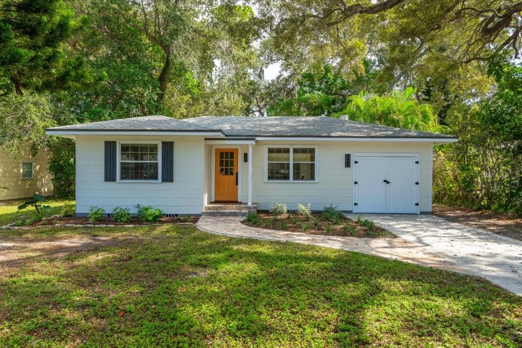 1643 DOUGLAS AVENUE DUNEDIN, FL 34698