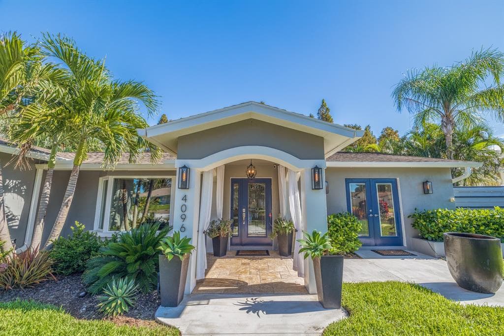 4096 38TH STREET S ST PETERSBURG, FL 33711