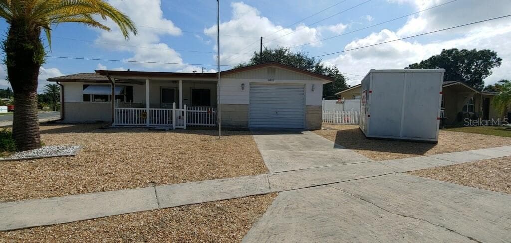 2222 MAUREEN DRIVE HOLIDAY, FL 34690
