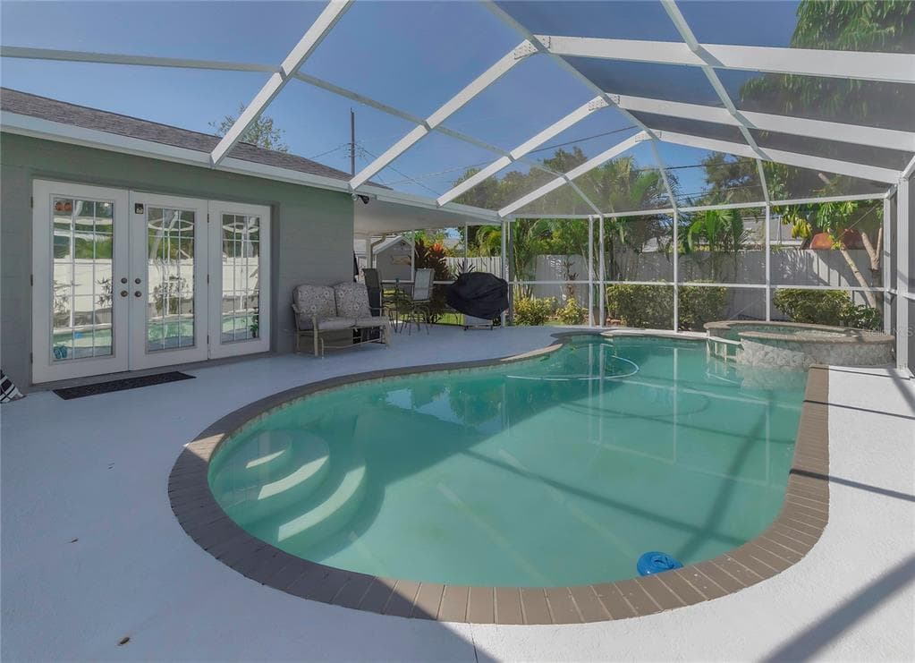 3264 57TH STREET N ST PETERSBURG, FL 33710
