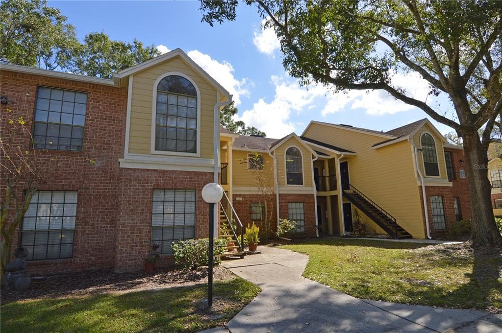 8625 MALLARD RESERVE DRIVE UNIT 201 TAMPA, FL 33614