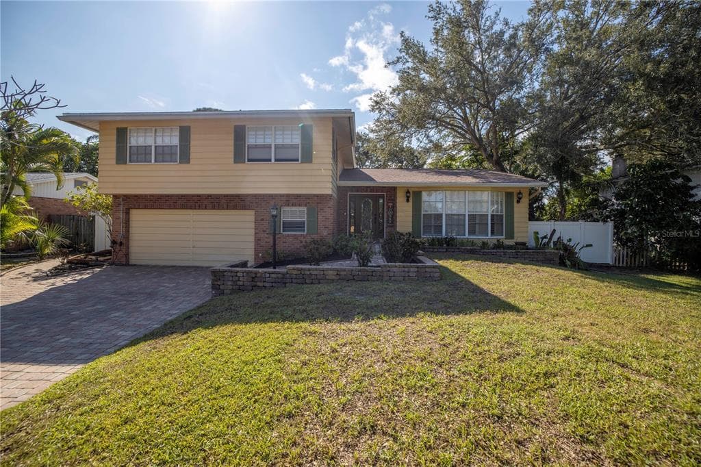 14220 82ND TERRACE SEMINOLE, FL 33776