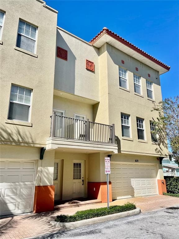 630 BLUE TAVERNA LANE