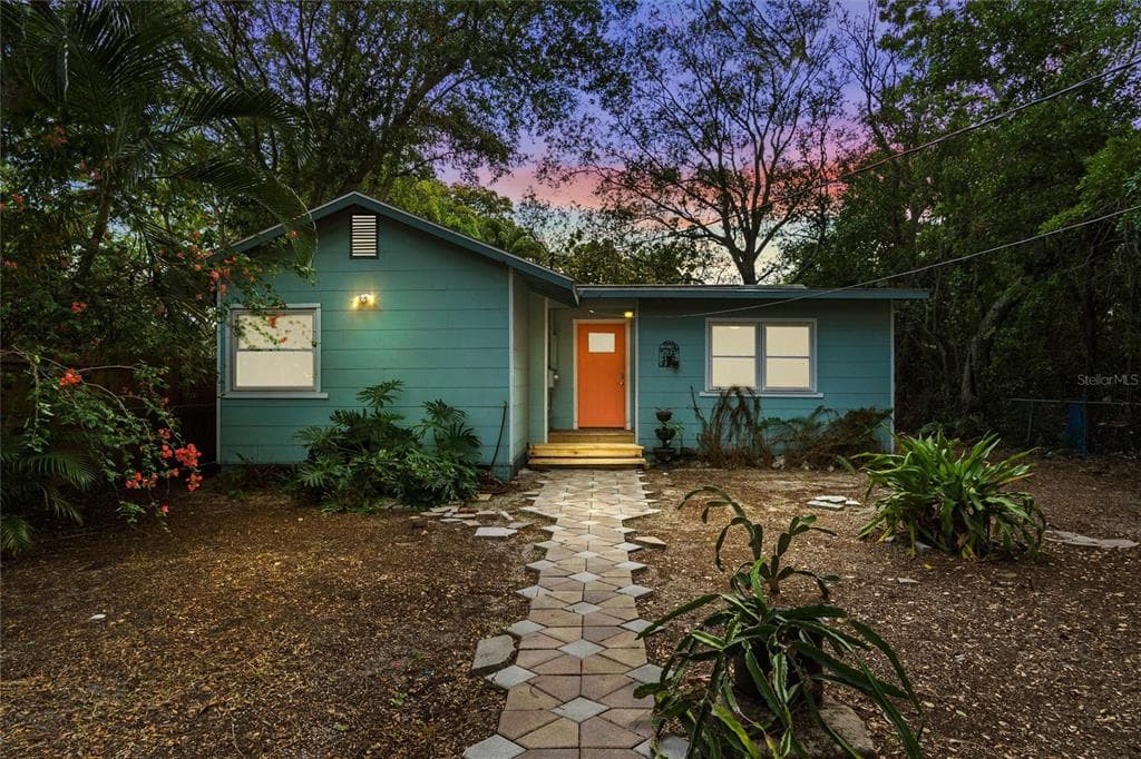 710 34TH AVENUE S ST PETERSBURG, FL 33705