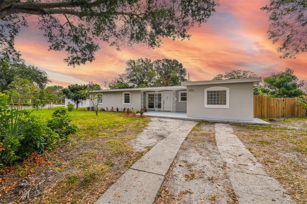 3904 POMPANO DRIVE SE ST PETERSBURG, FL 33705