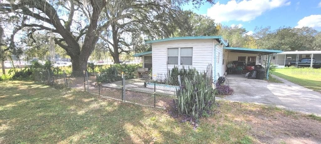 35628 LOTTE LANE ZEPHYRHILLS, FL 33541