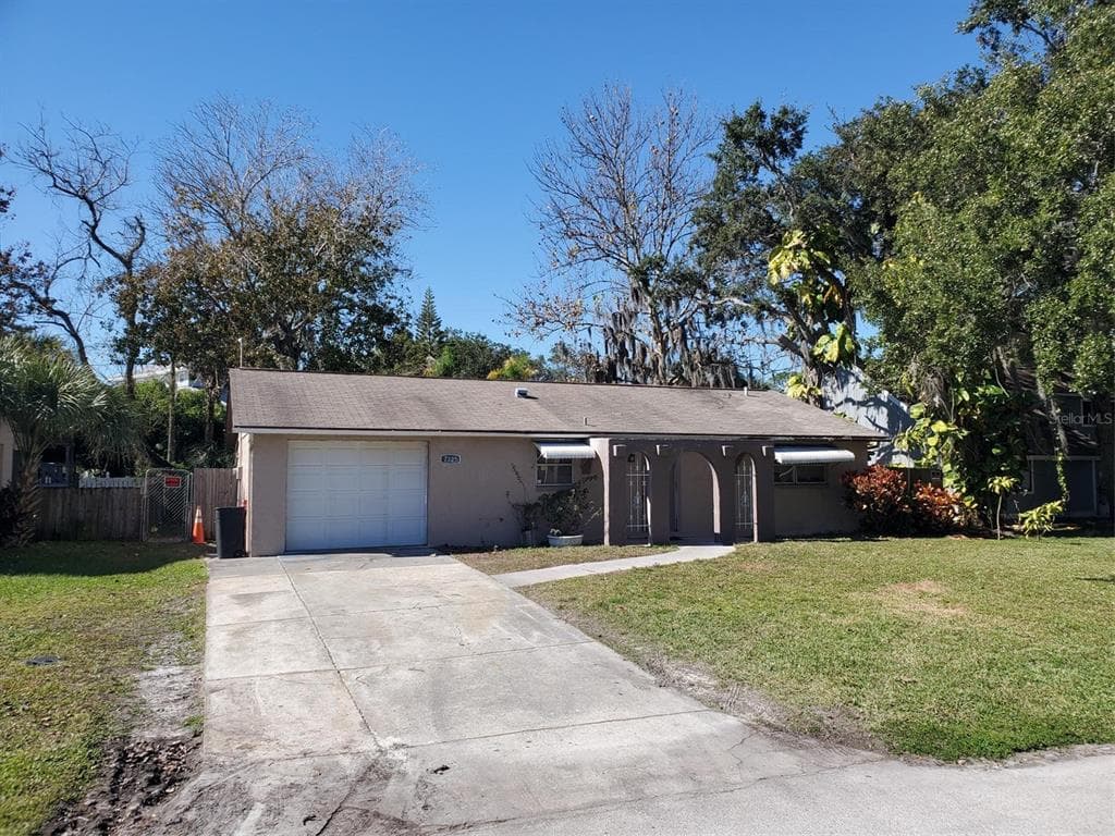 7325 DIANNE DRIVE NEW PORT RICHEY, FL 34652