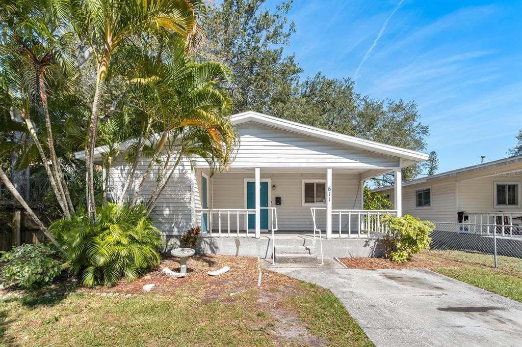 611 16TH AVENUE S ST PETERSBURG, FL 33701