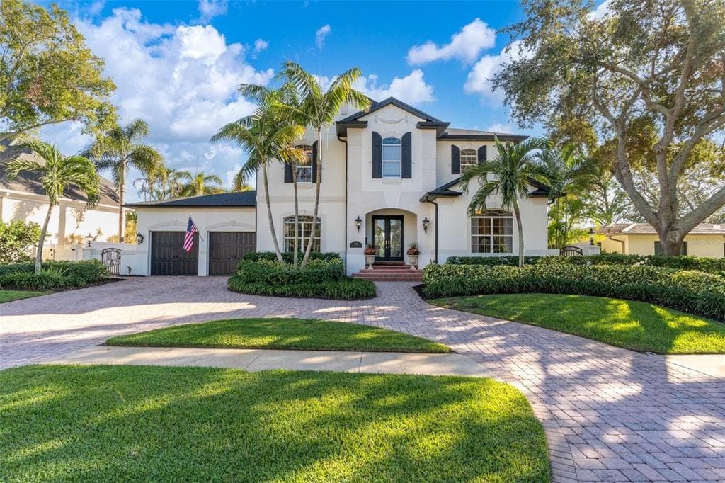 356 BELLEAIR DRIVE NE ST PETERSBURG, FL 33704