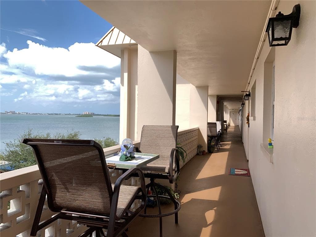 620 EDGEWATER DRIVE UNIT 502 DUNEDIN, FL 34698
