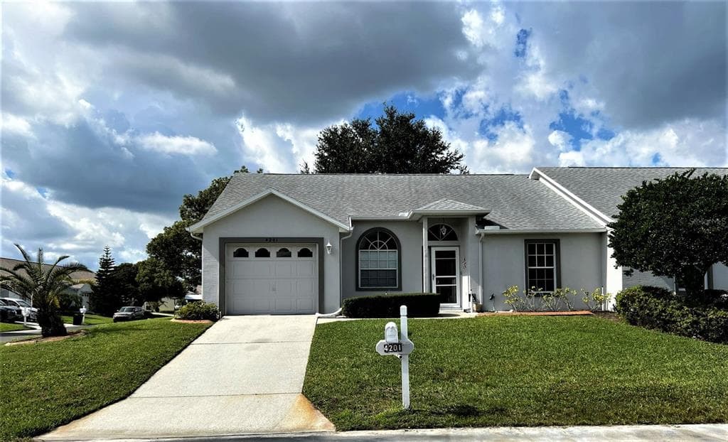 4201 PRADO LANE NEW PORT RICHEY, FL 34655