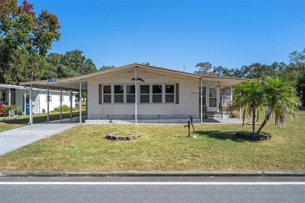 8002 HIGHPOINT BOULEVARD BROOKSVILLE, FL 34613