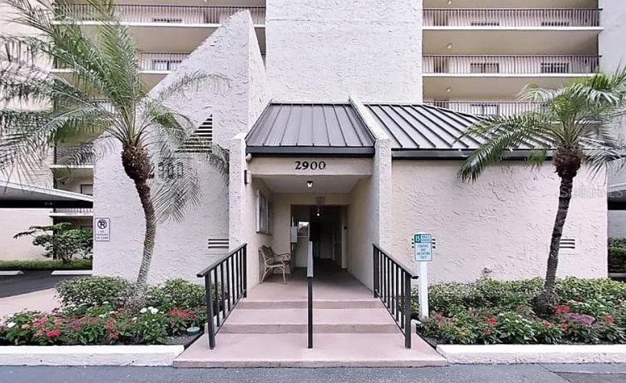 2900 COVE CAY DRIVE UNIT 6D CLEARWATER, FL 33760