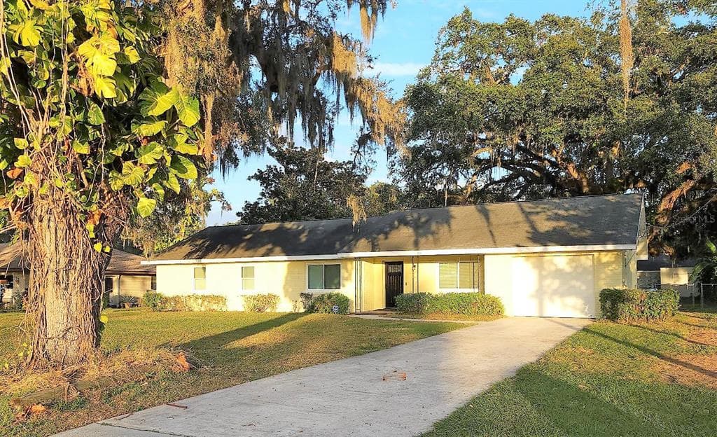 111 PHILLIPS DRIVE SEFFNER, FL 33584