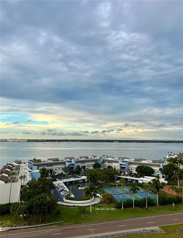 5220 BRITTANY DRIVE S UNIT 1309 ST PETERSBURG, FL 33715