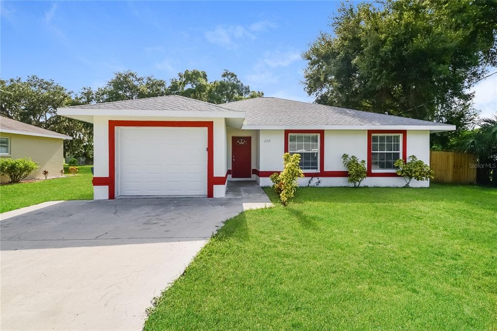 2715 4TH AVE EAST PALMETTO, FL 34221