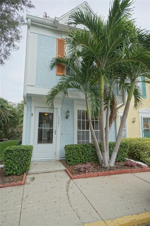 3381 W WYOMING CIRCLE TAMPA, FL 33611