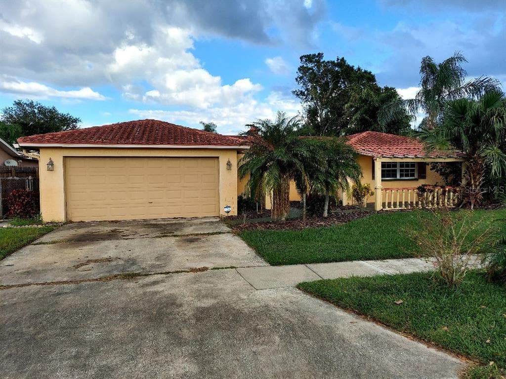 8737 MATTHEW STREET SEMINOLE, FL 33772