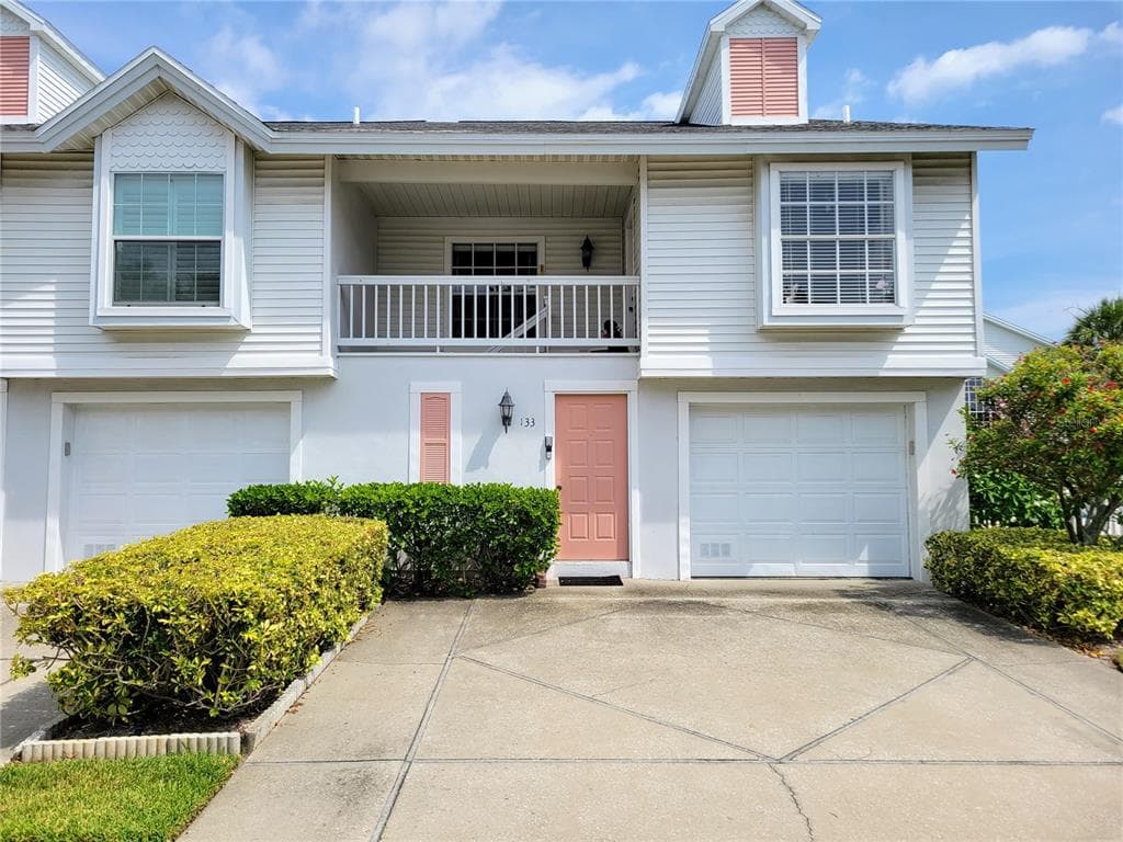 133 SUN ISLE CIRCLE UNIT 66 TREASURE ISLAND, FL 33706