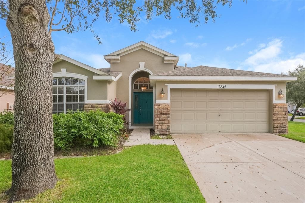 16342 BRIDGEGLADE LANE LITHIA, FL 33547