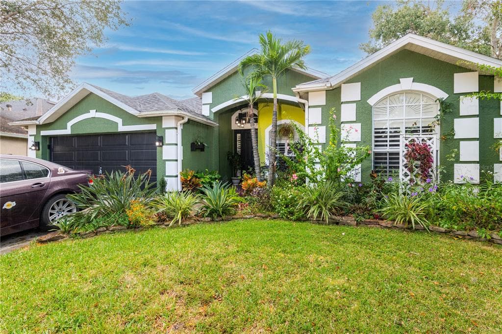 8503 GOLDFINCH COURT TAMPA, FL 33647