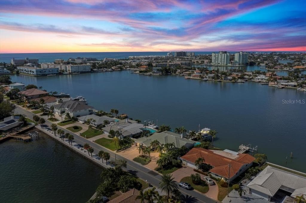409 55TH AVENUE ST PETE BEACH, FL 33706
