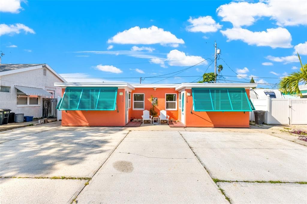 116 146TH AVENUE E MADEIRA BEACH, FL 33708
