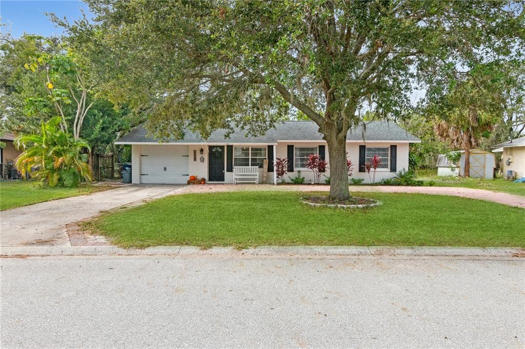 5532 41ST STREET E BRADENTON, FL 34203