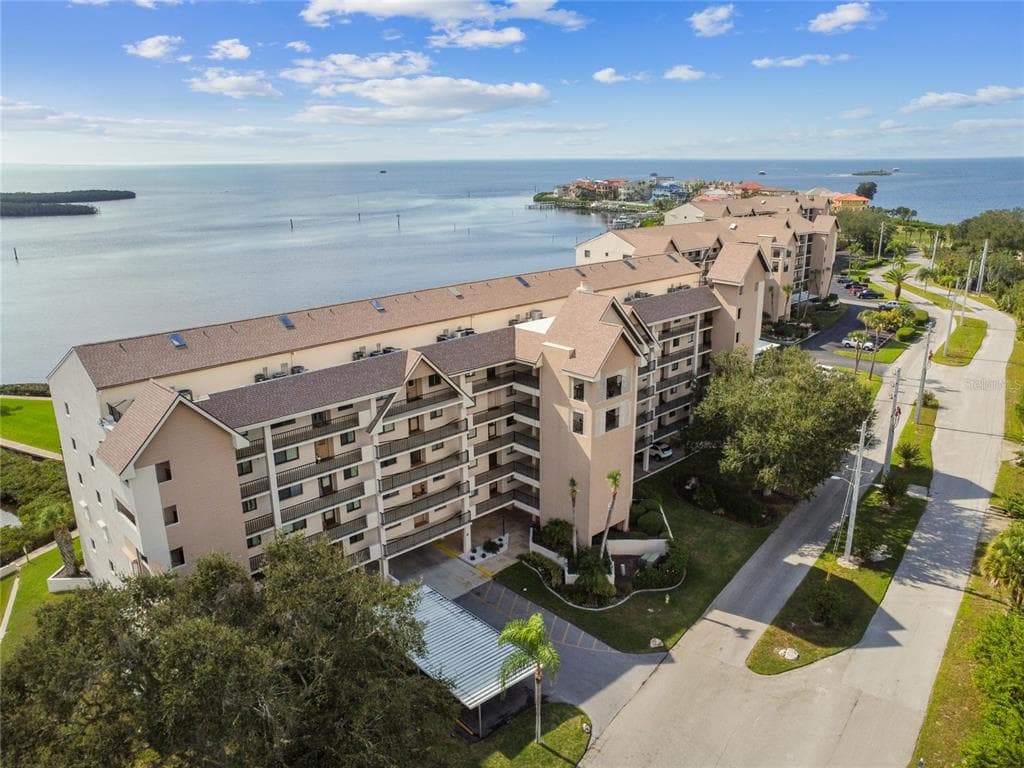 4650 BAY BOULEVARD UNIT 1045