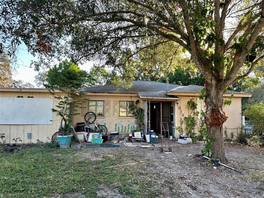 1913 COLES ROAD CLEARWATER, FL 33755