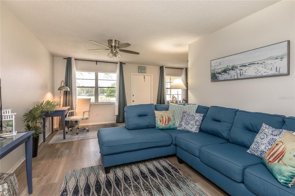 5 VISTA PALM LANE UNIT 203 VERO BEACH, FL 32962