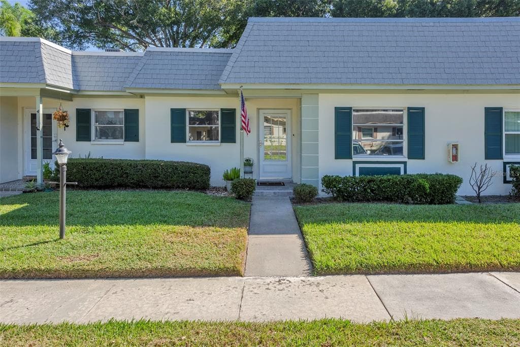 1465 NORMANDY PARK DRIVE UNIT 5 CLEARWATER, FL 33756