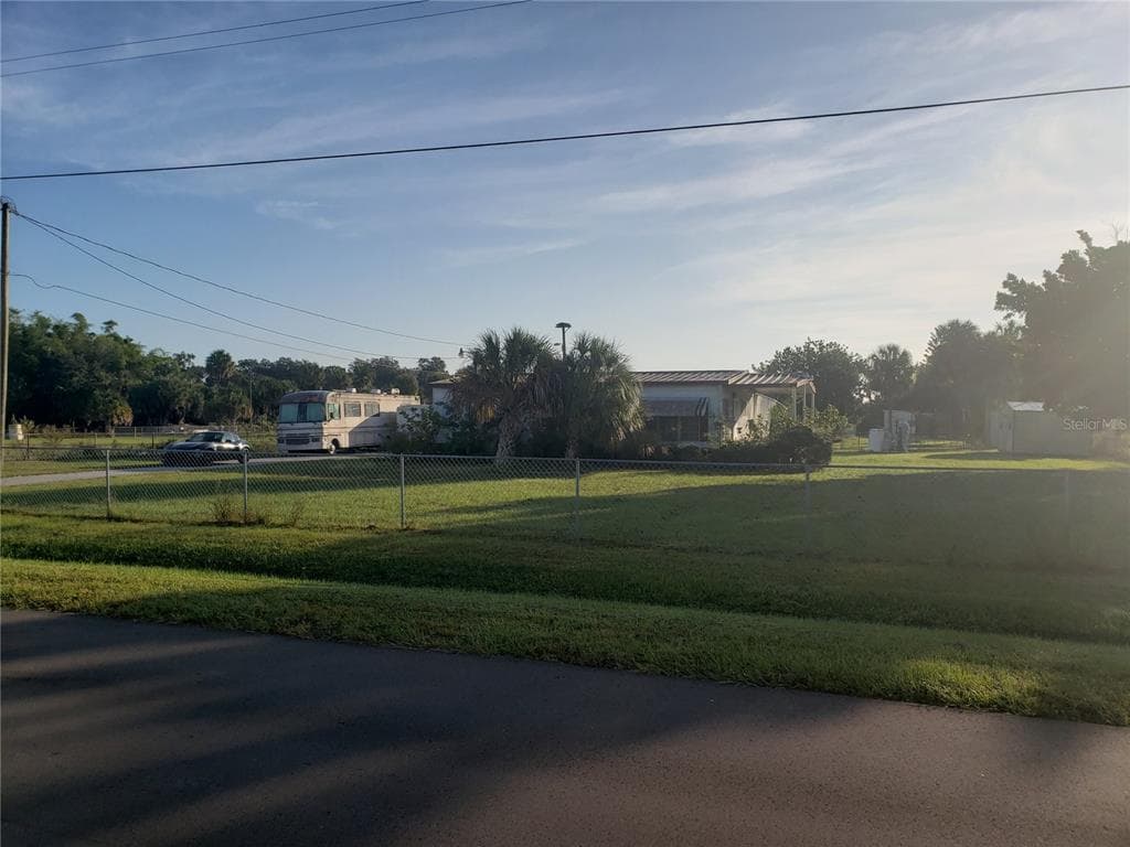 1214 NEPTUNE DRIVE RUSKIN, FL 33570