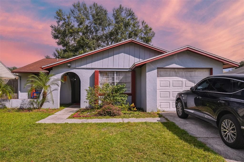 2911 CEDARIDGE DRIVE