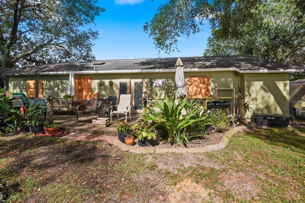 644 CARNIVAL TERRACE SEBASTIAN, FL 32958