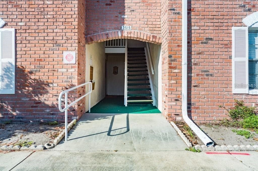 3515 41ST TERRACE S UNIT 223 ST PETERSBURG, FL 33711