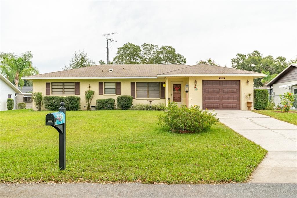5620 BEECH STREET ZEPHYRHILLS, FL 33542
