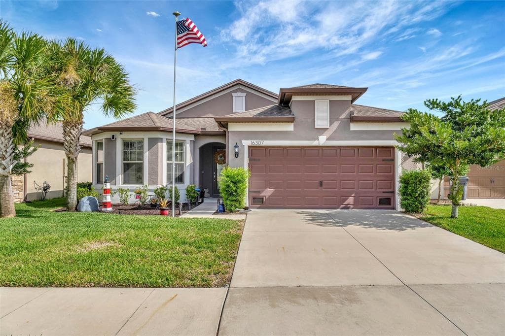 16307 TREASURE POINT DRIVE WIMAUMA, FL 33598