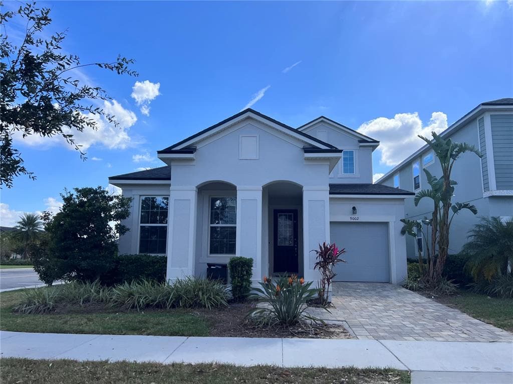 9002 PELICAN COVE TRACE KISSIMMEE, FL 34747