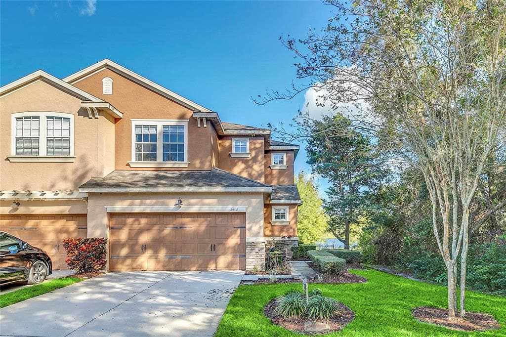 8401 CHAMBERLAIN PLACE OVIEDO, FL 32765