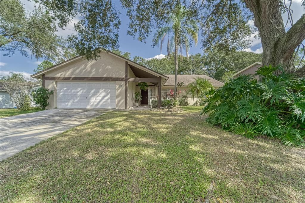 618 FOREST HILLS DRIVE BRANDON, FL 33510
