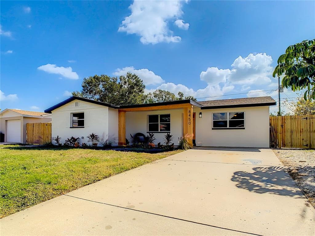 8450 77TH AVENUE SEMINOLE, FL 33777
