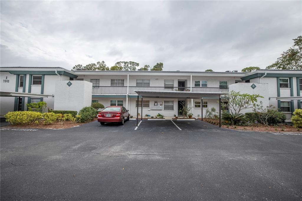 7640 92ND STREET UNIT 205E LARGO, FL 33777