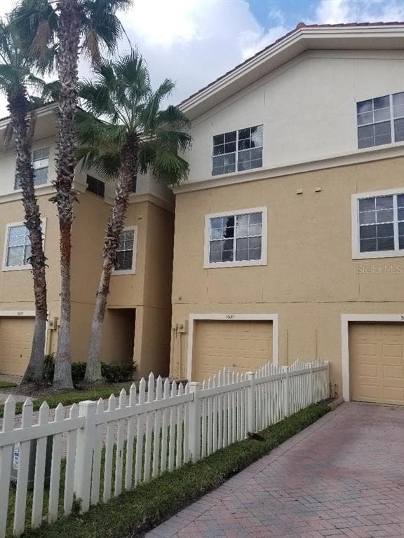 5625 RED SNAPPER COURT NEW PORT RICHEY, FL 34652