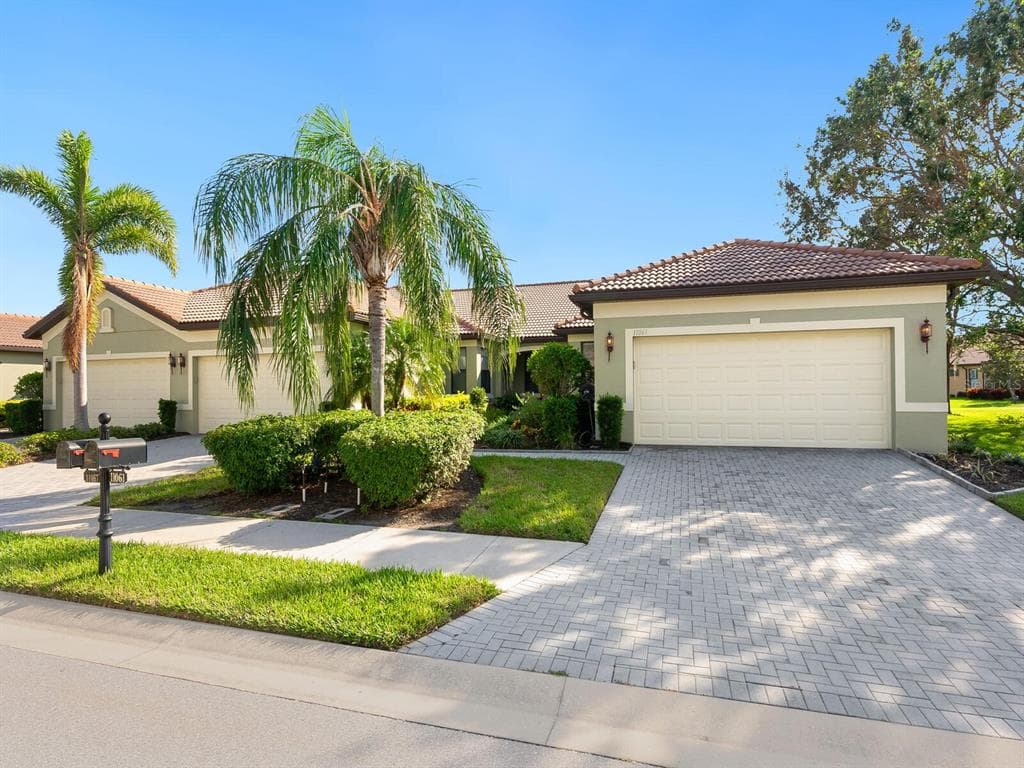 11061 CAMPAZZO DRIVE VENICE, FL 34292