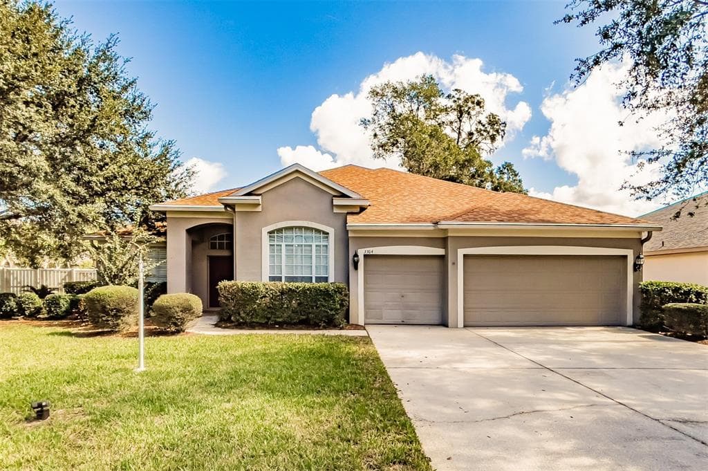 3304 EASTMONTE DRIVE VALRICO, FL 33596